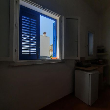 Turismo Egadi - Appartamenti Favignana Ruang foto